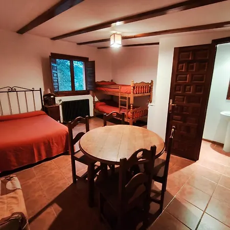 Fausto Cerca De Dinopolis